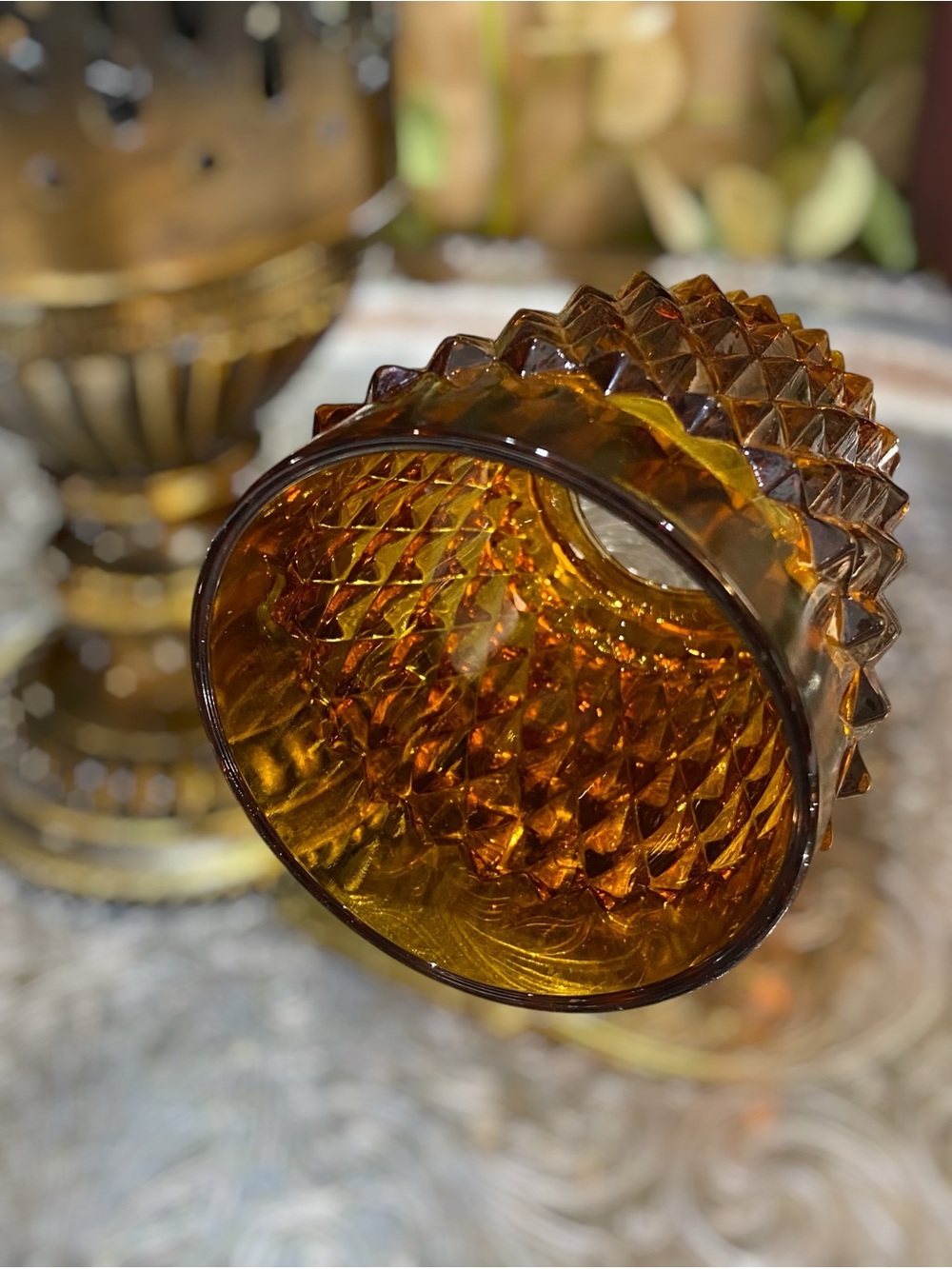 Vintage Fairy Lamp Amber Diamond Point Indiana Glass Brass Base Gorgeous - Picture 8 of 11